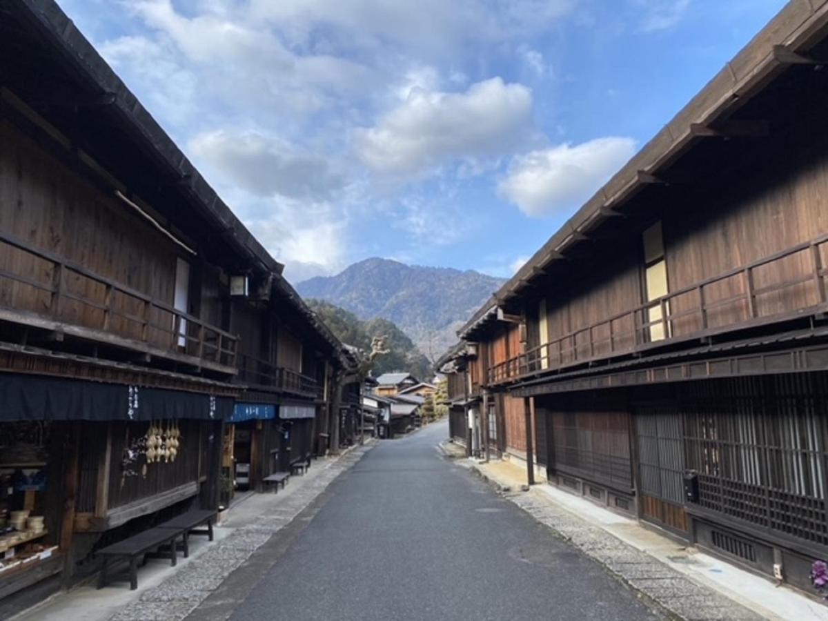 お宿 勝 นางิโซะ ภายนอก รูปภาพ